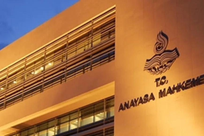 "Uzman Hekime Branşı Dışında Acil Nöbeti Verilebilir" Kararı