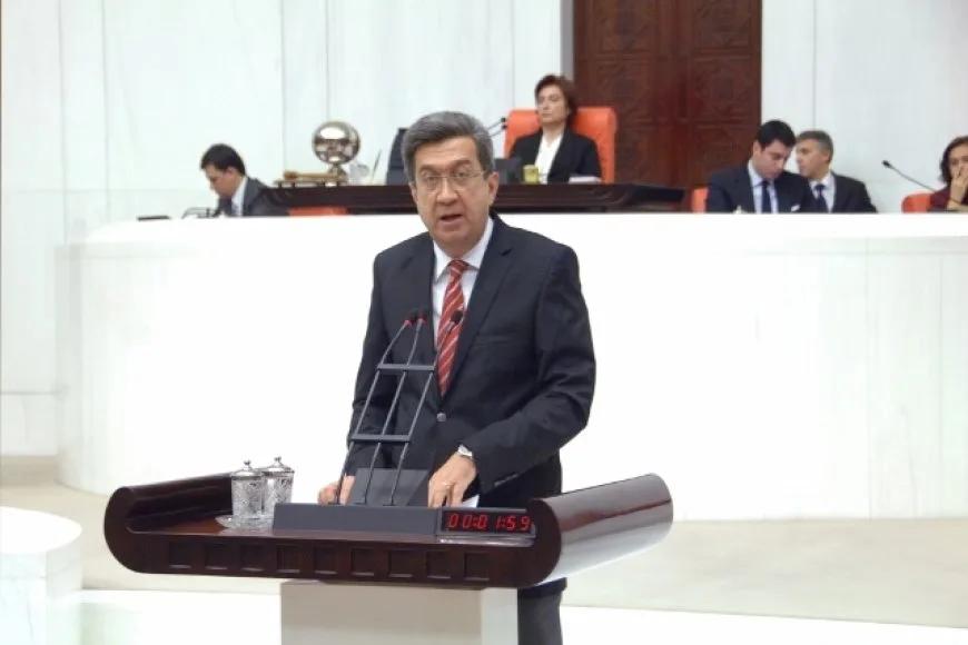 Bakanlığın Serbest Dişhekimlerini Tasfiye Eden Yönetmelik Taslağı Meclis'e Taşındı