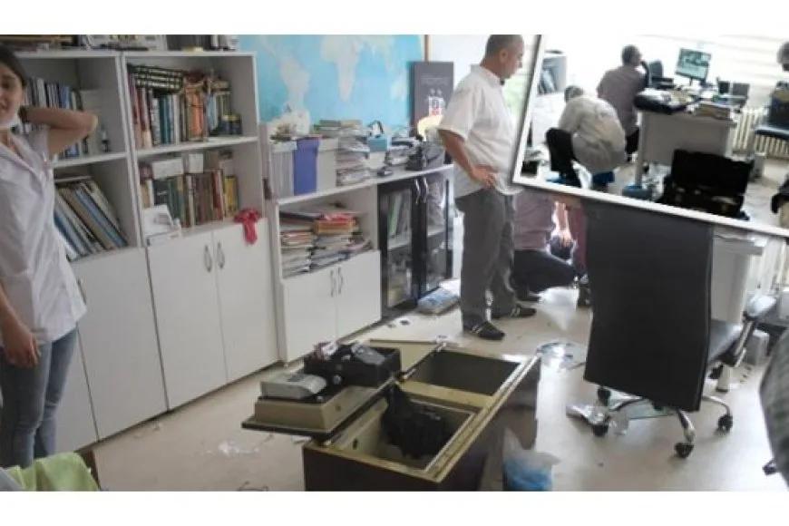 Klinikte Hırsız Şoku
