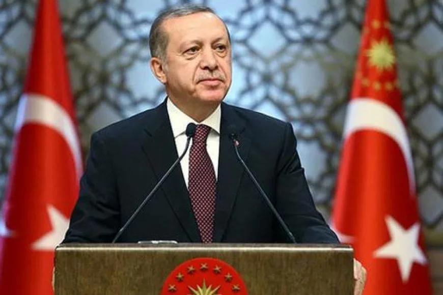 Cumhurbaşkanı Erdoğan: "Allah aşkına şu yardımcı doçentlik olayı nedir?"
