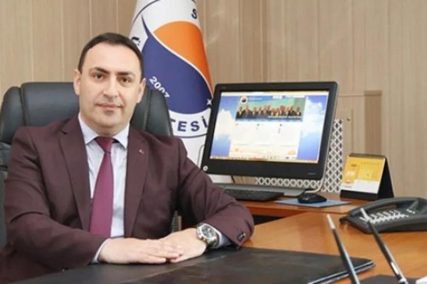 Dekan Trafik Kazasında Hayatını Kaybetti