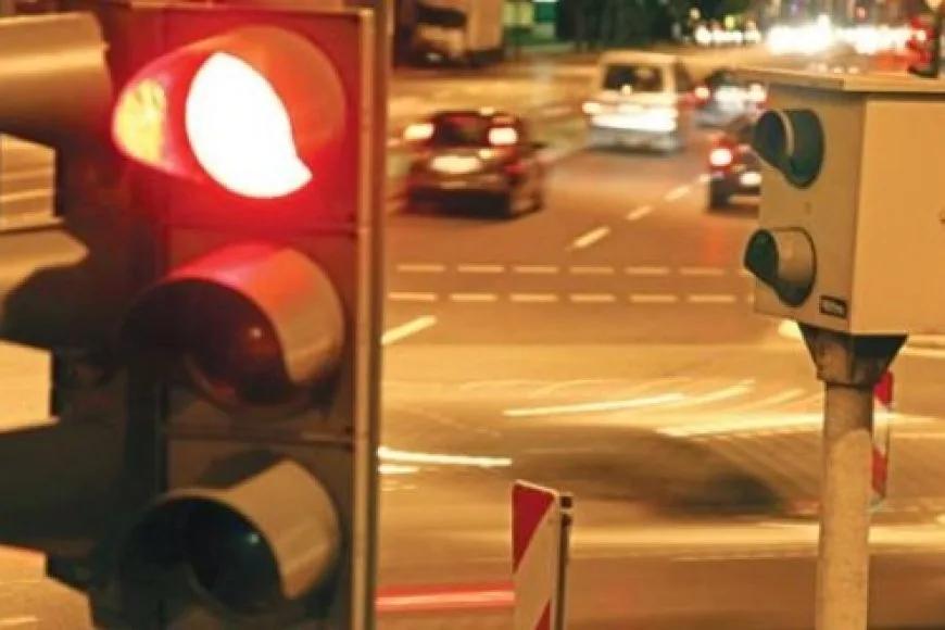 Kırmızı Işıkta 2. Kez Geçenin Ehliyeti Alınacak