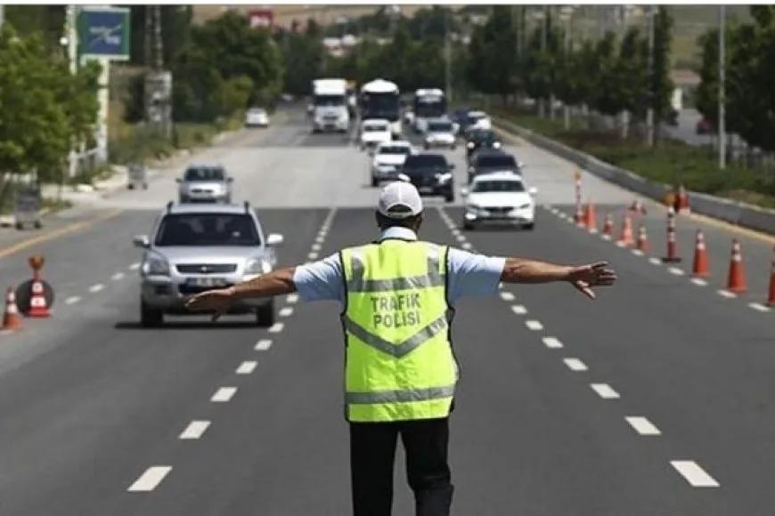 İstanbul'da bazı yollar trafiğe kapatıldı
