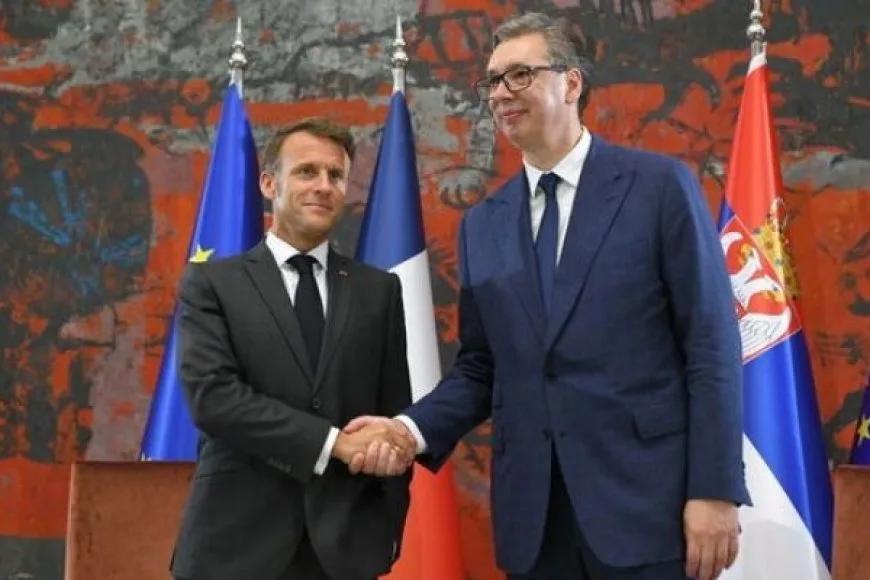 Macron'dan Sırbistan çıkışı: AB'de olmalılar