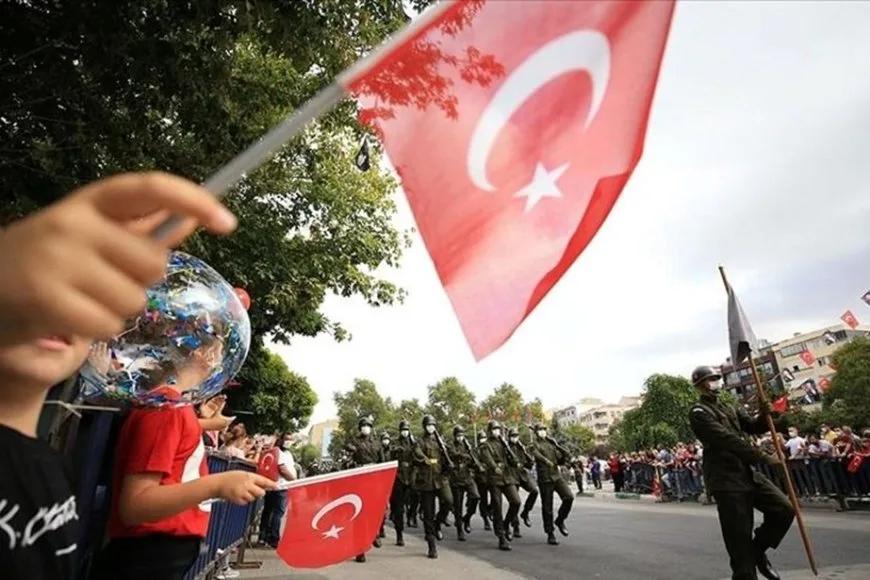 Siyasilerden 30 Ağustos mesajları
