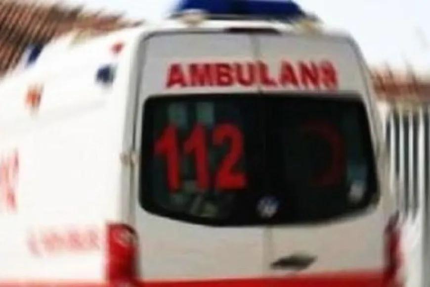 Ambulans Kaza Yaptı, Sağlık Görevlisi Hayatını Kaybetti