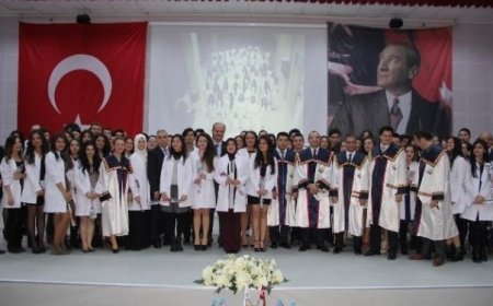 İKÇÜ'de Beyaz Önlük Heyecanı