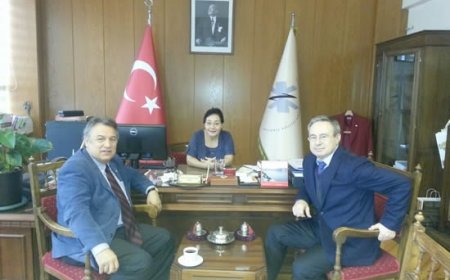 Üniversite Ve Meslek Örgütü Sosyal Sorumluluk Projesinde Elele