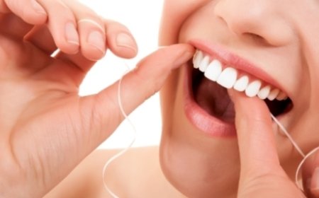 Diş İpi Kullanımı Ağız Kokusuyla Savaşıyor