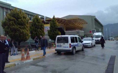 Devlet Hastanesinde Korkutan Patlama! Bir Doktor Yaralı!