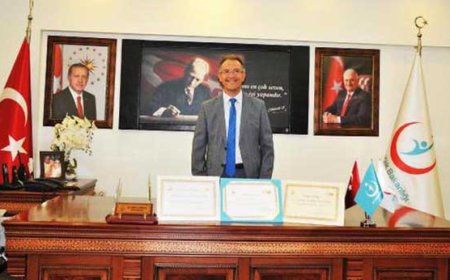 Yılın Sağlık Müdürü, Antibiyotik Kullanımını Azalttı, Teşekkür Belgesini Aldı