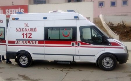 Askeri aracın geçişi sırasında patlama: 17 yaralı