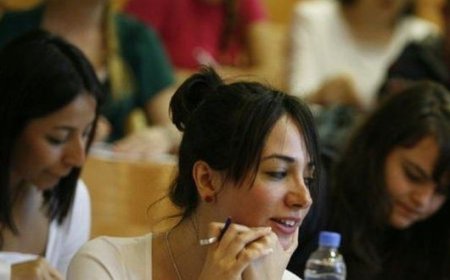 15 Üniversitenin Öğrencilerine 600 TL Burs Verilecek