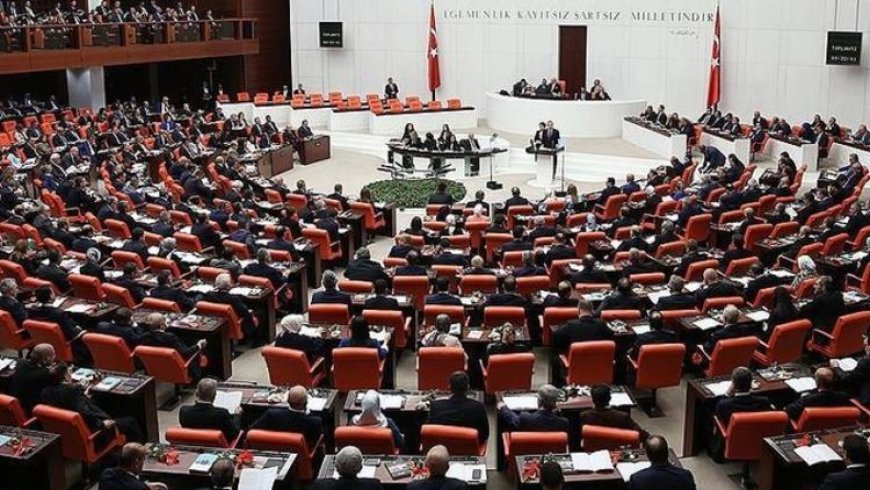 AK Parti’den Bedelli Askerlik İçin Değişiklik Önergesi